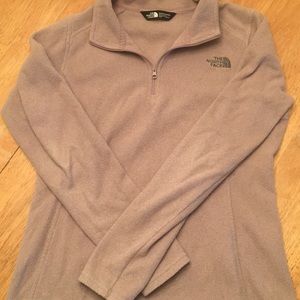 North face pullover